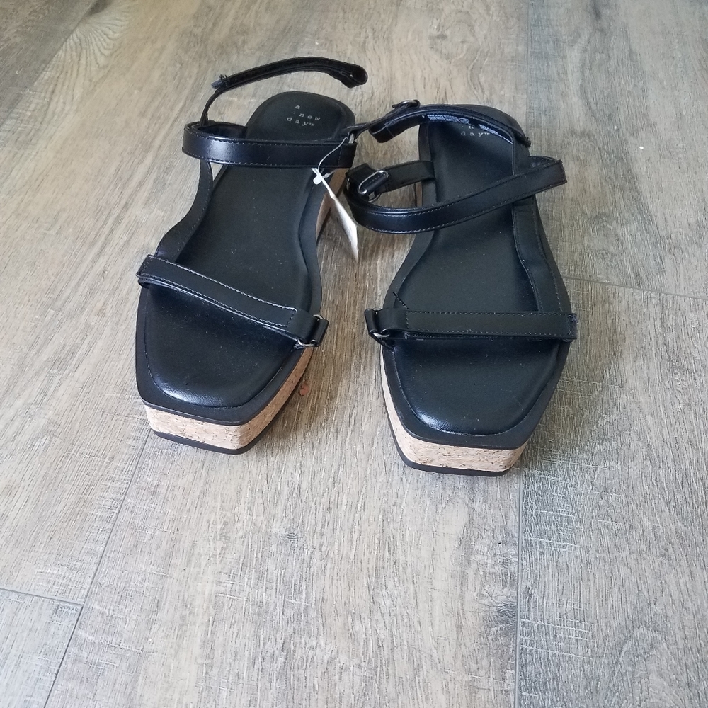 Women's open toe platform sandals